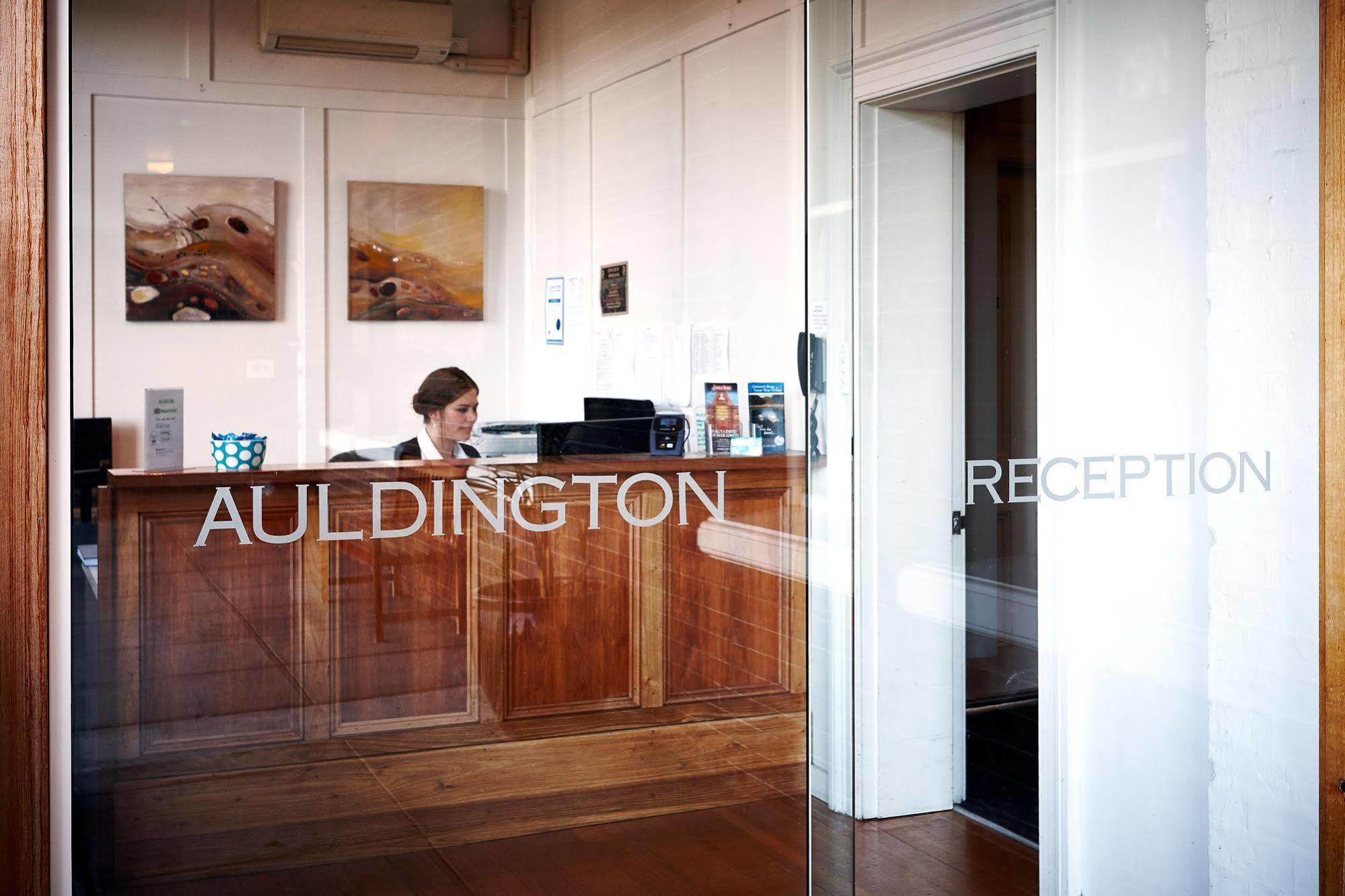 Auldington Hotel 론서스턴 외부 사진